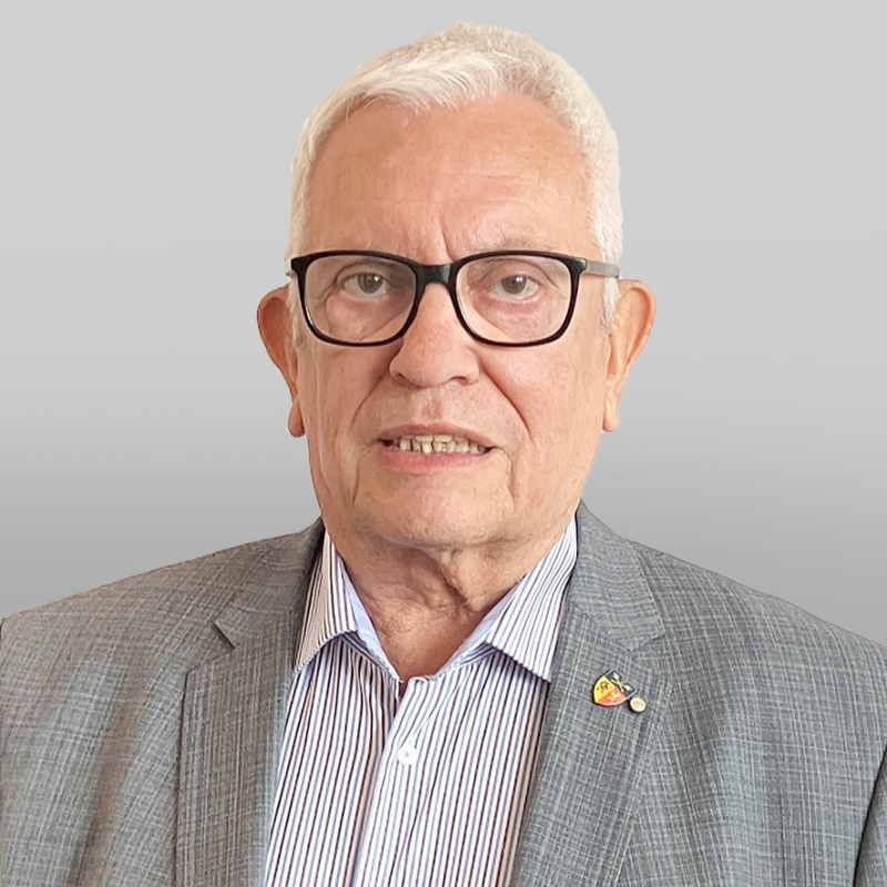  Dietmar Lux