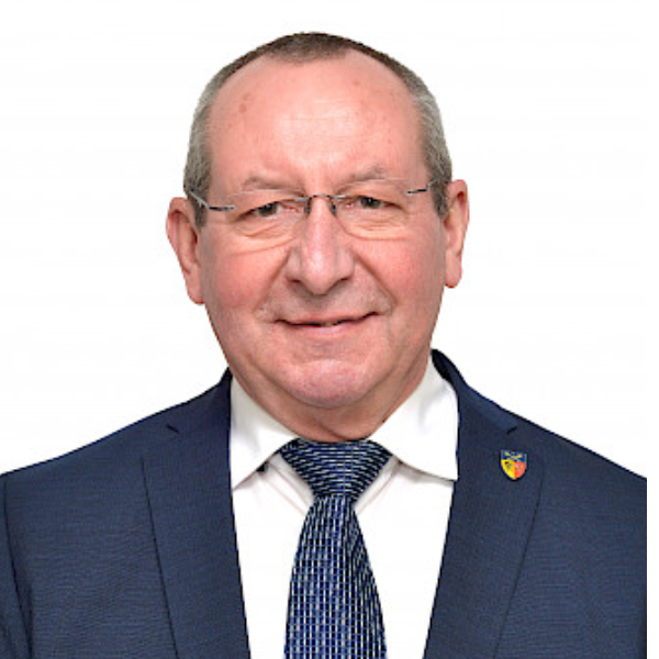  Peter Fr�schen